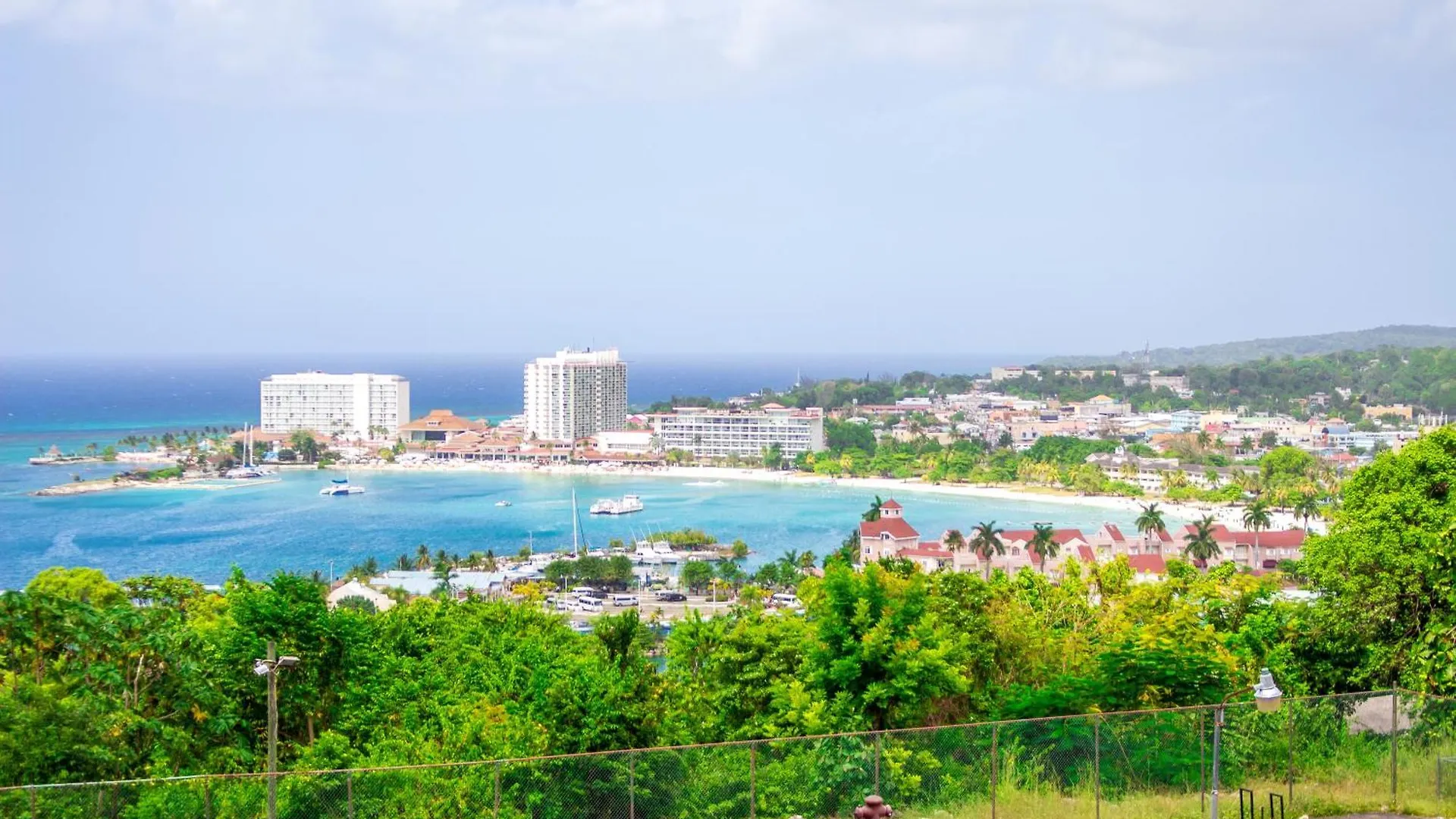 Ocho Rios Columbus Heights Secluded Luxurious Studio Sky Castles Ocean View Apartment  Ocho Rios